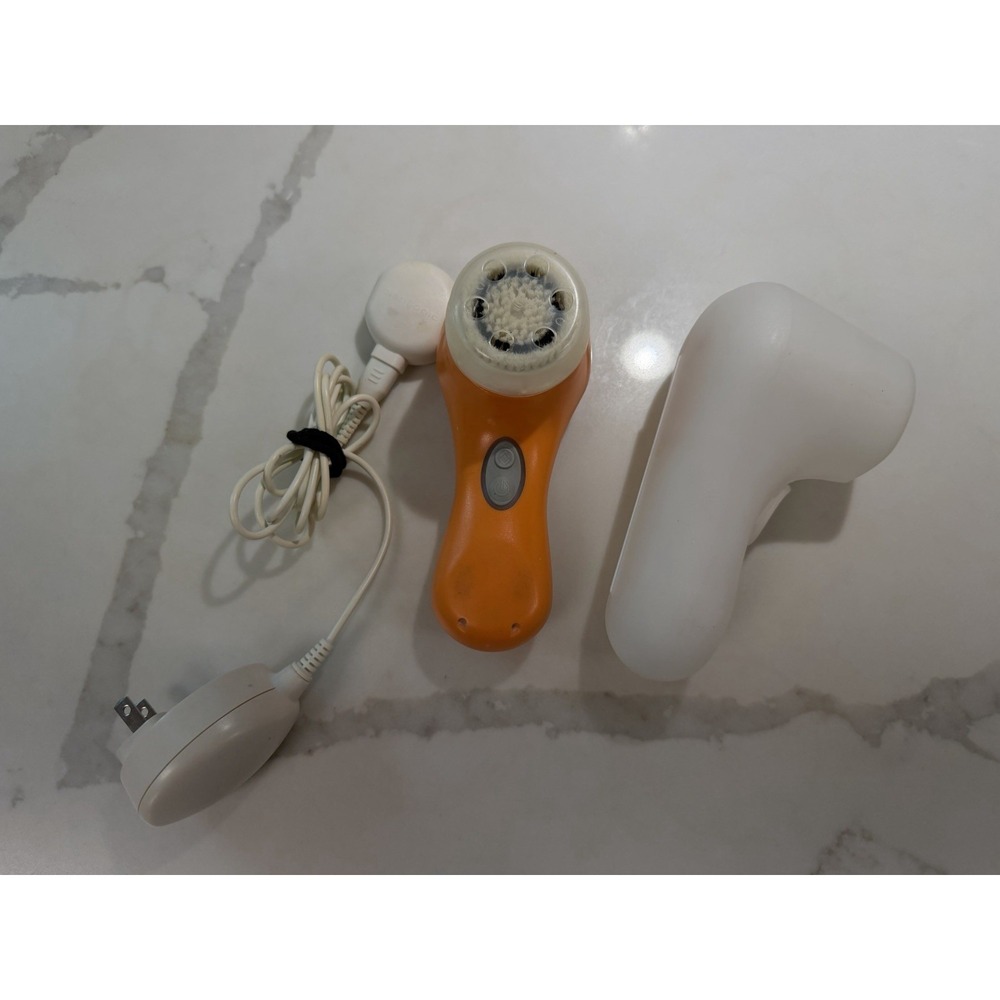 Clarisonic Mia 2 Sonic Skin Cleansing System W Case/Charger Orange Citrus
